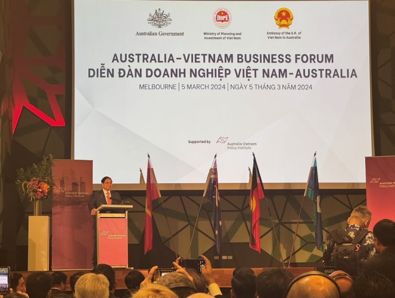 Thống đốc NHNN Nguyễn Thị Hồng tham dự Diễn đàn doanh nghiệp Việt Nam – Australia tại Melbourne và tiếp Tổng giám đốc Tập đoàn ANZ