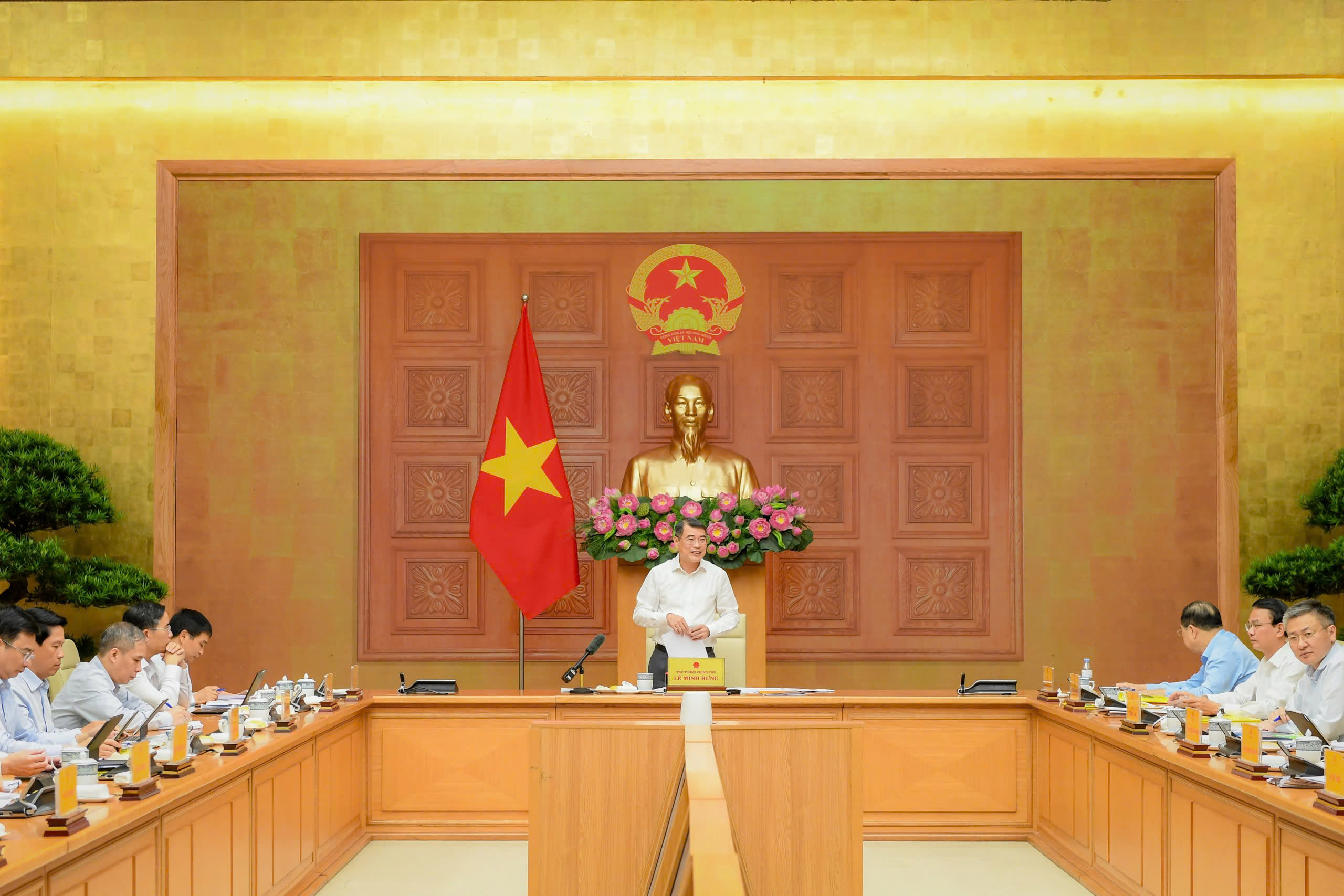 Thủ tướng Chính phủ Lê Minh Hưng chủ trì cuộc họp về điều hành chính sách tiền tệ, hoạt động ngân hàng