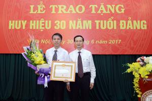 Hình nhỏ