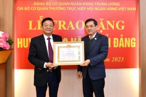 Hình nhỏ