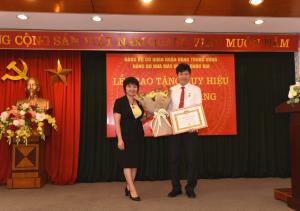 Hình nhỏ
