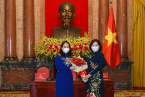 Hình nhỏ