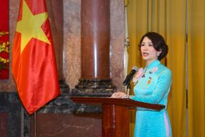 Hình nhỏ