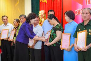 Hình nhỏ