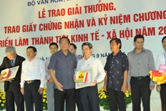 Bế mạc Triển lãm Thành tựu Kinh tế - Xã hội năm 2015