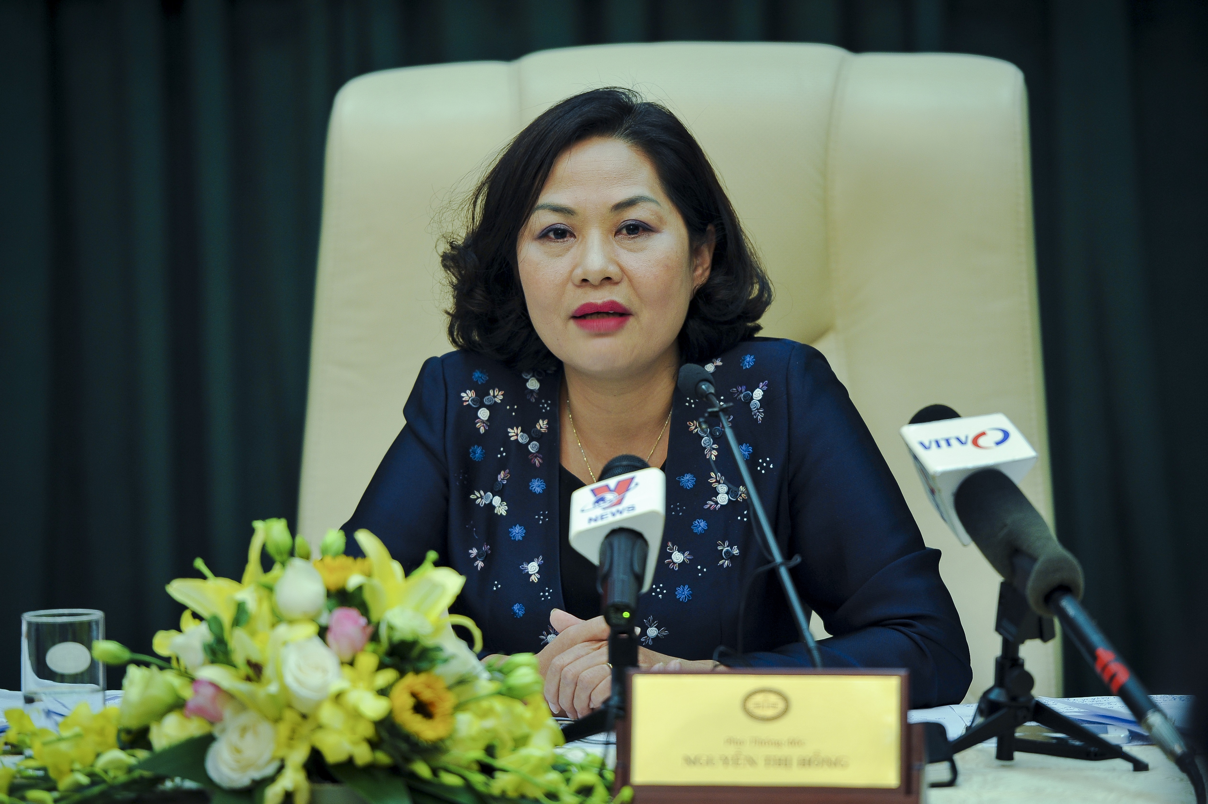 tin họp báo 12.8