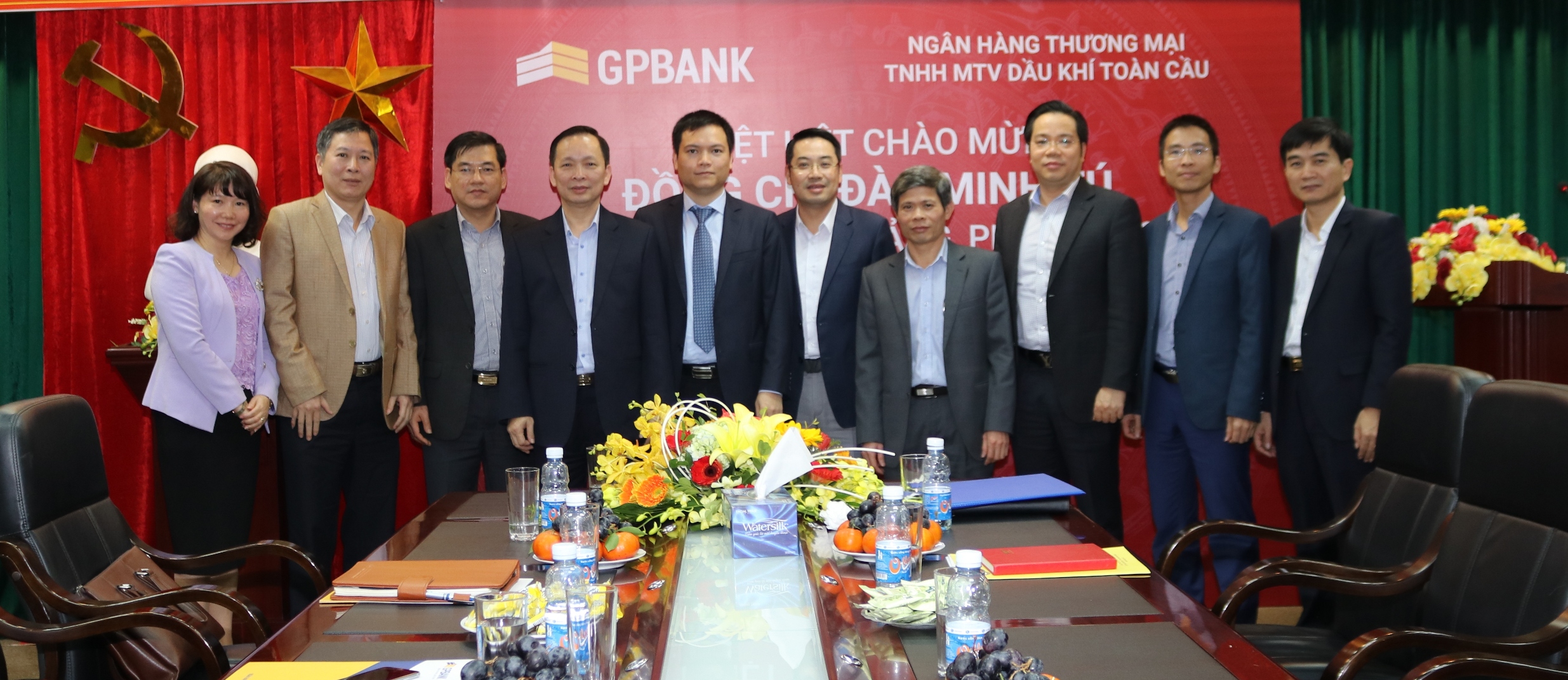 Phó Thống đốc Đào Minh Tú thăm, làm việc và động viên quyết toán cuối năm tại GPBank