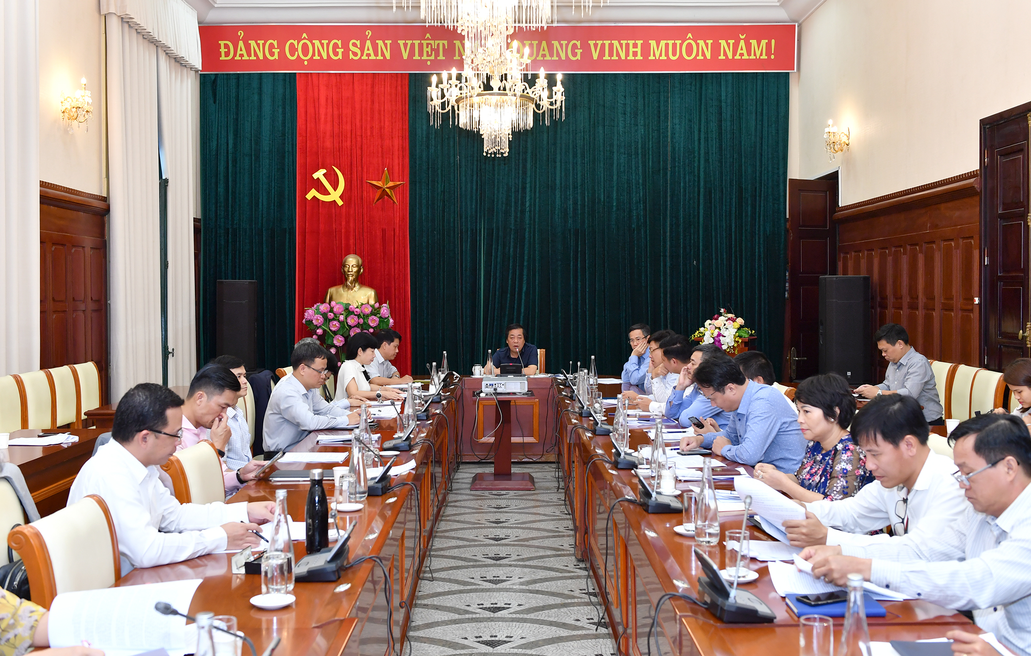 20191023152544563CN1