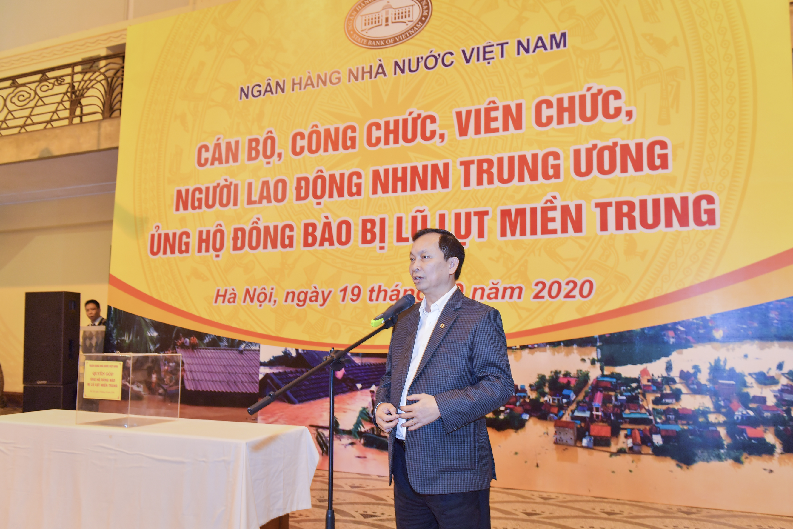 Phó Thống đốc thường trực NHNN Đào Minh Tú phát biểu tại Lễ phát động