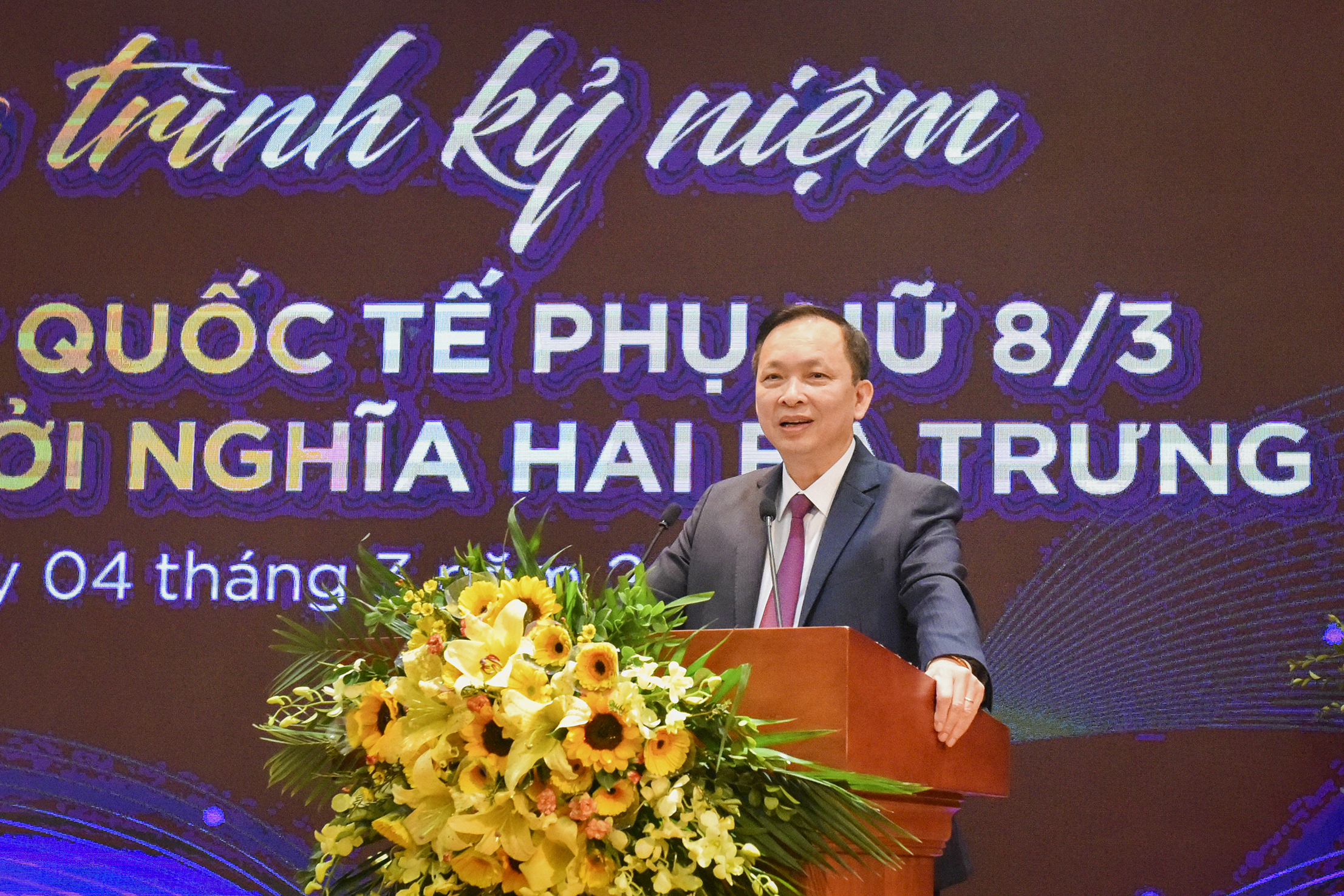Phó Thống đốc Thường trực NHNN Đào Minh Tú phát biểu chỉ đạo tại buổi Lễ