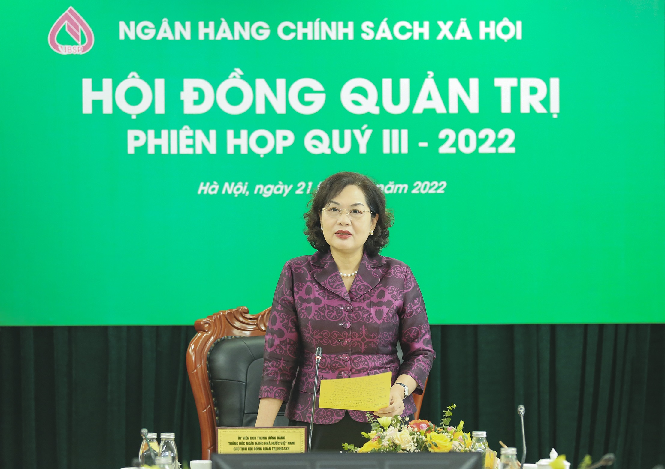 Thống đốc NHNN kiêm Chủ tịch HĐQT NHCSXH Nguyễn Thị Hồng kết luận phiên họp