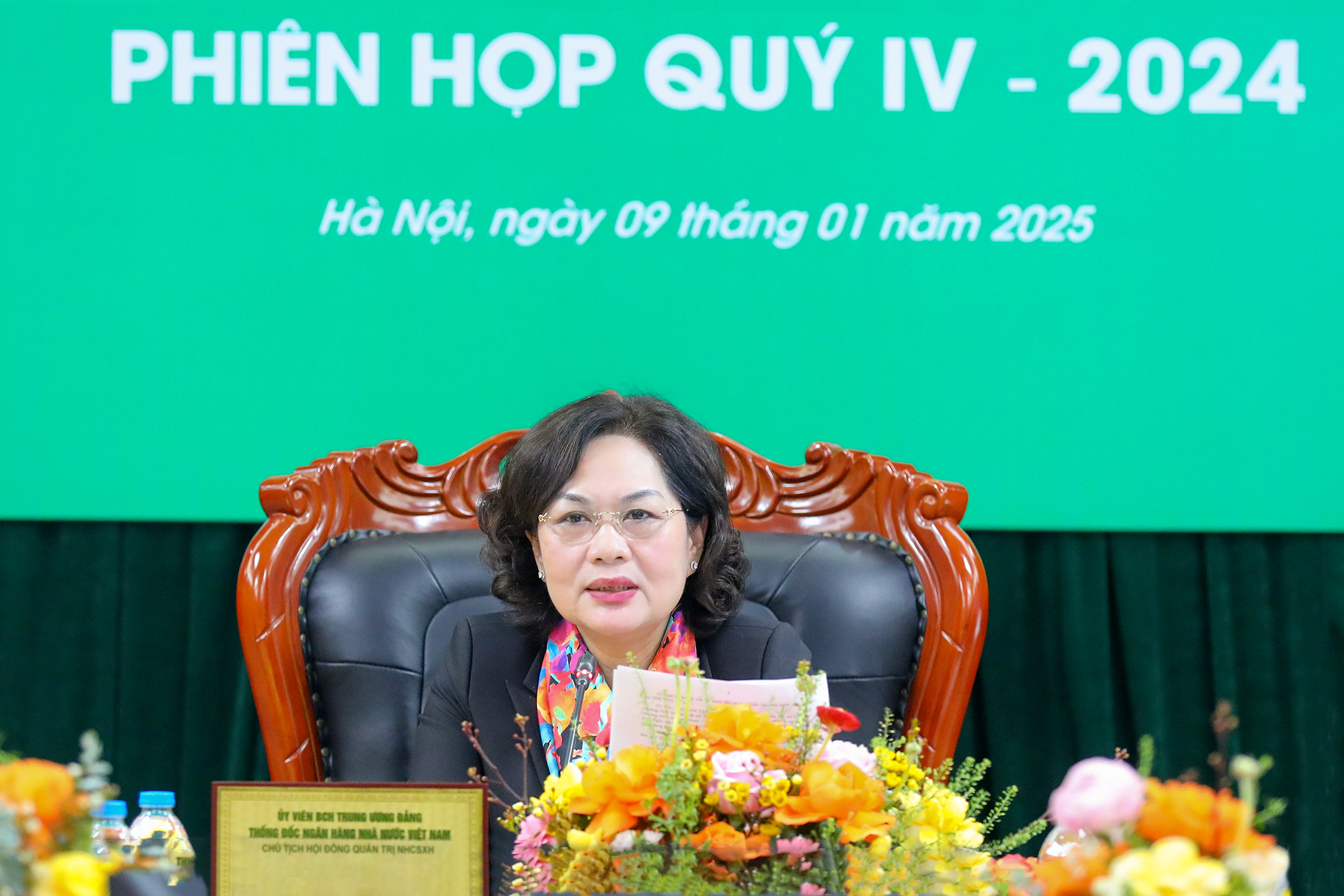 Thống đốc Nguyễn Thị Hồng - Chủ tịch HĐQT NHCSXH chủ trì phiên họp