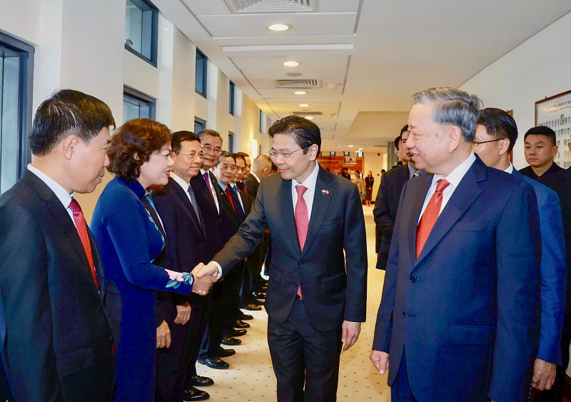 Lễ đón chính thức Đoàn đại biểu Việt Nam do Thủ tướng Singapore Lawrence Wong chủ trì