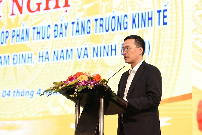 Phó Thống đốc Phạm Quang Dũng phát biểu tại hội nghị