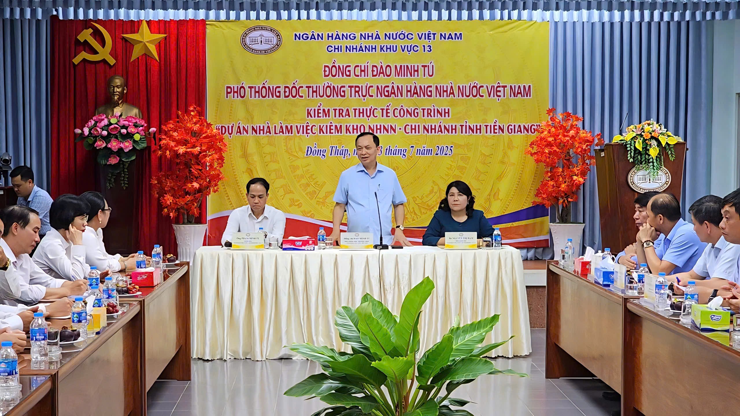 Hình nhỏ