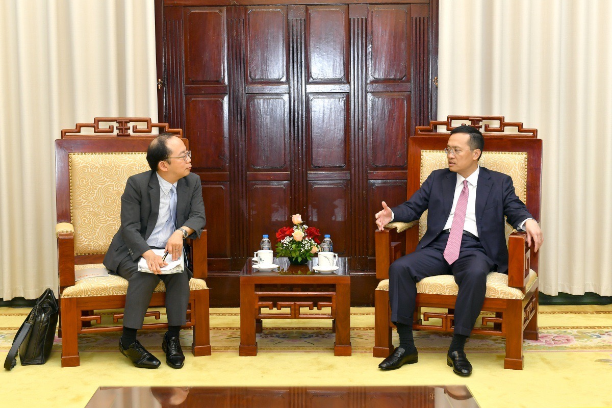 SBV Deputy Governor Pham Quang Dzung meets with Japan FSA representative