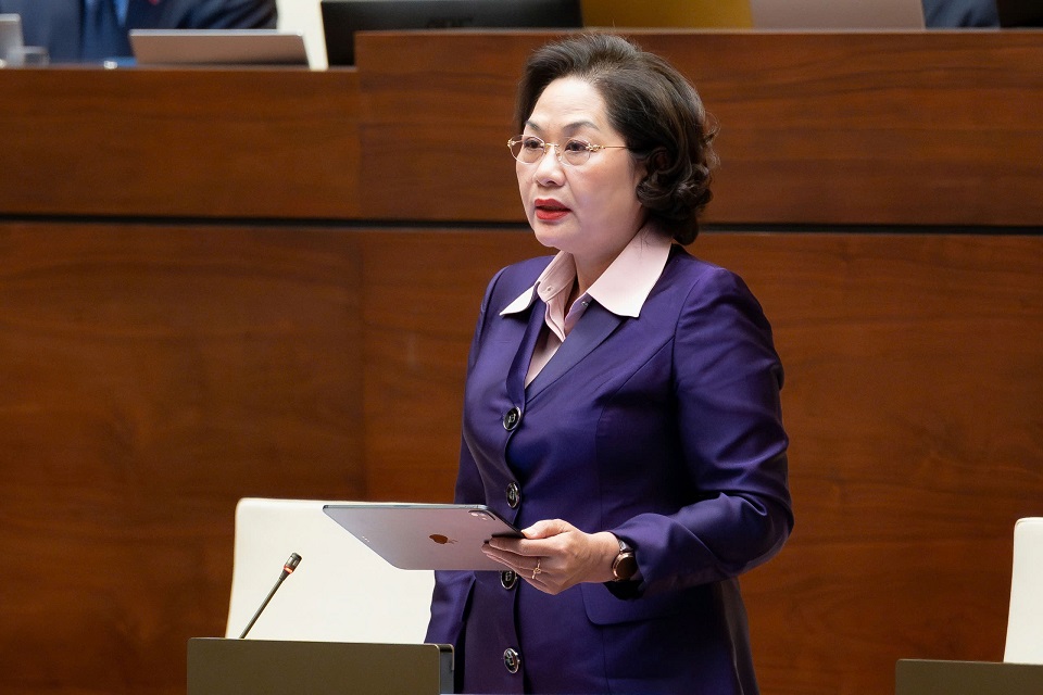 Thống đốc Nguyễn Thị Hồng giải trình làm rõ một số nội dung đại biểu Quốc hội nêu về phí bảo hiểm tiền gửi