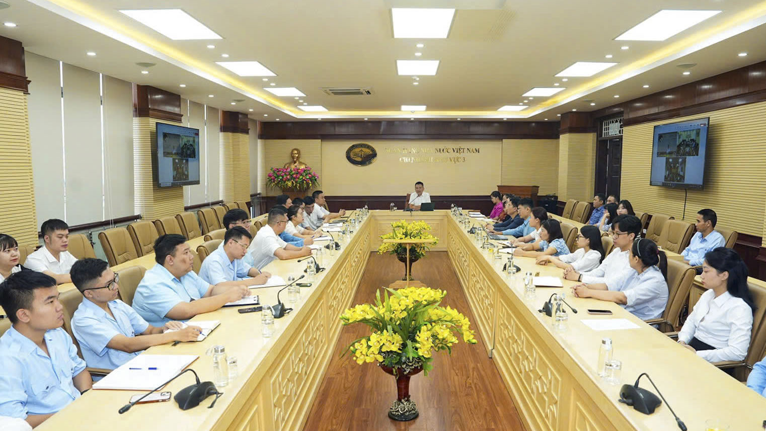 NHNN Khu vực 3 lan tỏa phong trào “Bình dân học vụ số”