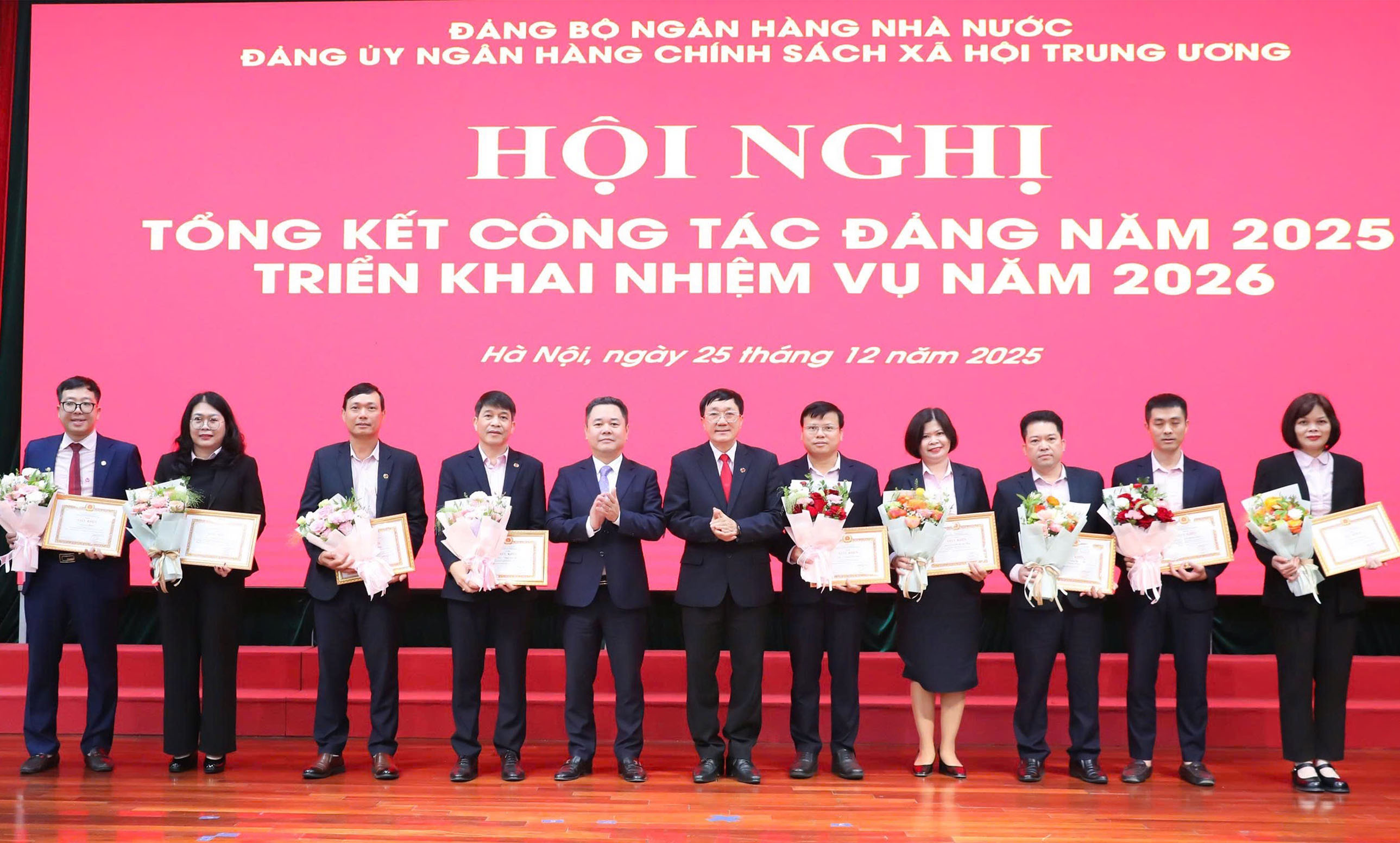Hình nhỏ