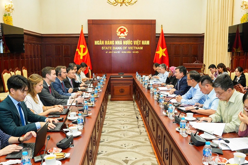 Phó Thống đốc Phạm Thanh Hà tiếp và làm việc với Đoàn Điều IV của IMF